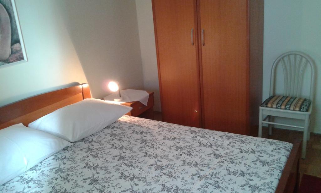 Apartman Sulic Podgora Buitenkant foto